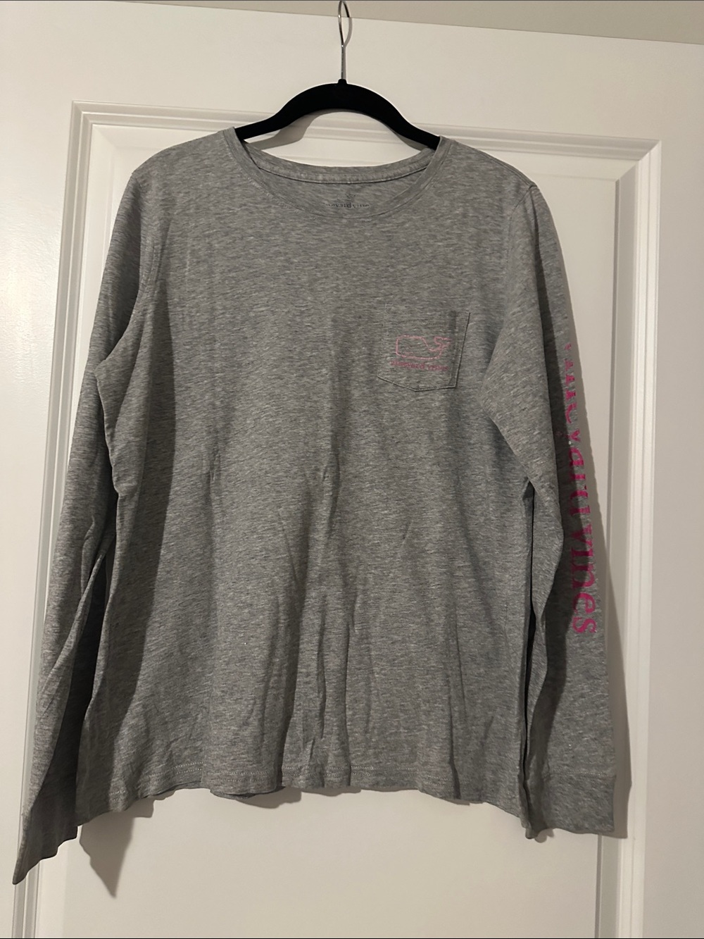 Vineyard Vines Gray Long Sleeve Tee with Pink Logo